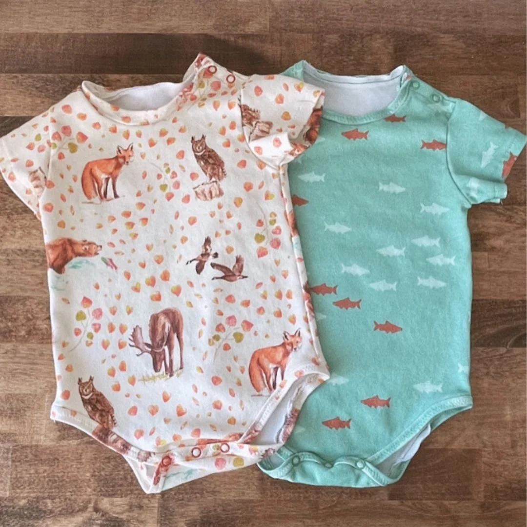 Sew this cute baby bodysuit in just a few hours even if you re a beginner Pine Feather Studio